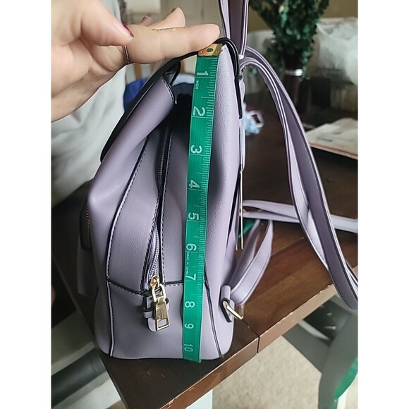 La Terre Fashion  Vegan Leather Backpack Purse Zipper Pockets With Bee Charm NW - Picture 8 of 9